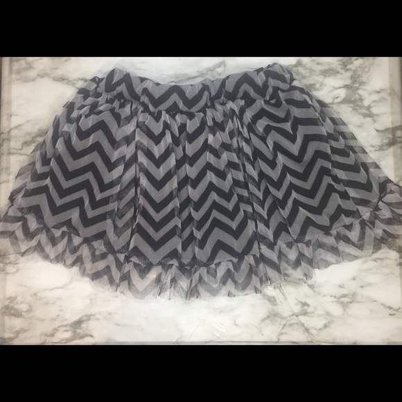 Black and white tu tu skirt - Picture 1 of 1
